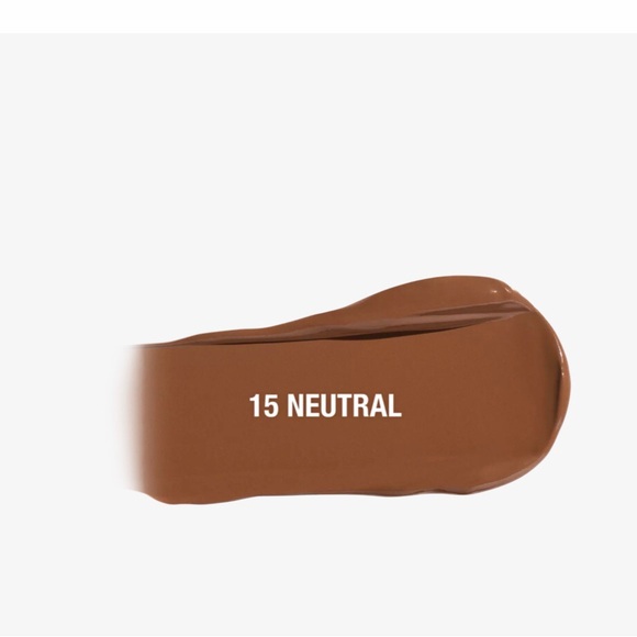 Charlotte Tilbury Airbrush Flawless Foundation - 15 Neutral - Picture 6 of 6